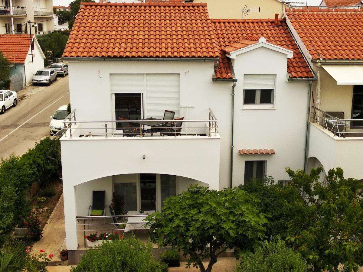 Radenka Zafron Apartment Vodice Exterior foto